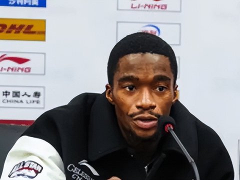 胜浙江发布会！杜锋点赞浙江，评价陈家政发挥，萨姆纳杜锋式发言