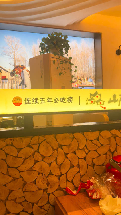 游客在哈尔滨偶遇谢霆锋