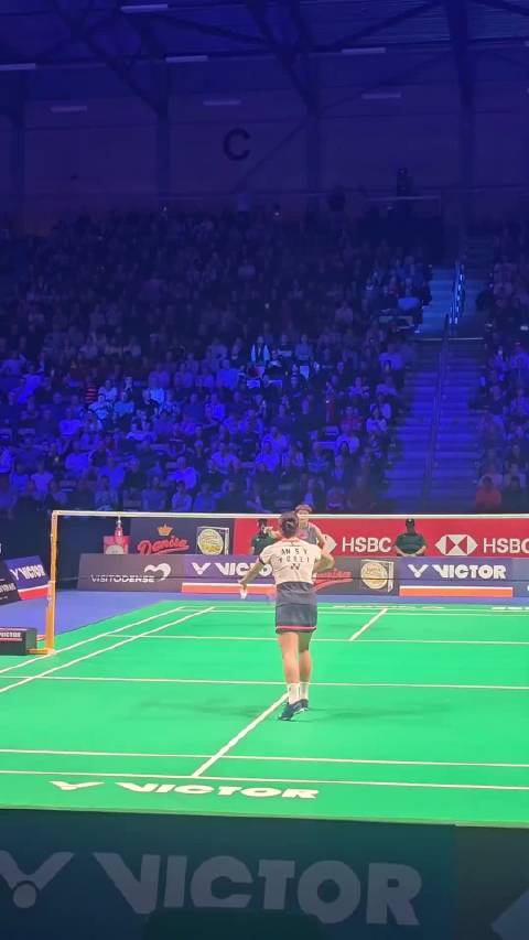 安洗莹2:0王怡 夺得2025丹麦公开赛女单冠军 安洗莹