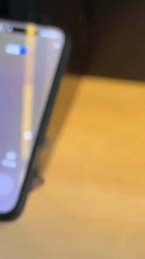 感觉王楚然这种长相类型，在内娱同期小花里面属实是很稀有很独特的存在了