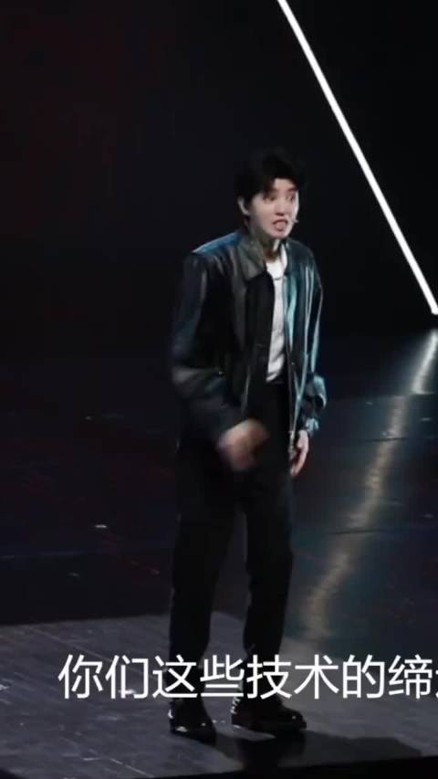 王俊凯话剧台词感染力强，观众沉浸角色世界