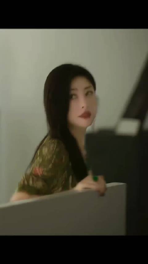 朱珠东方气韵舒展优雅造型出圈