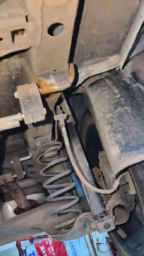 为什么国产车底盘容易生锈？是工艺问题还是用料问题？