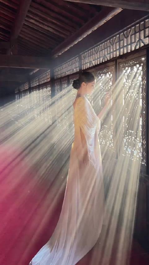 琉璃美人琉璃为肌 光遇佳人 身如琉璃 内外明澈