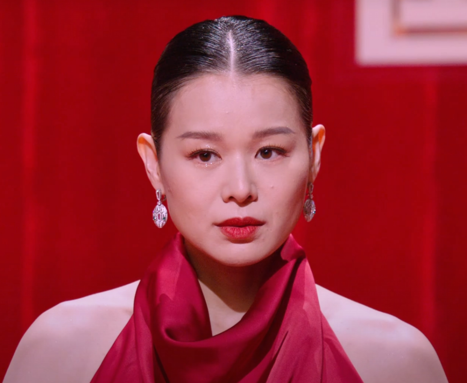 国剧盛典红毯星光黯淡，全靠中年女星撑场，生图显出她们真实状态