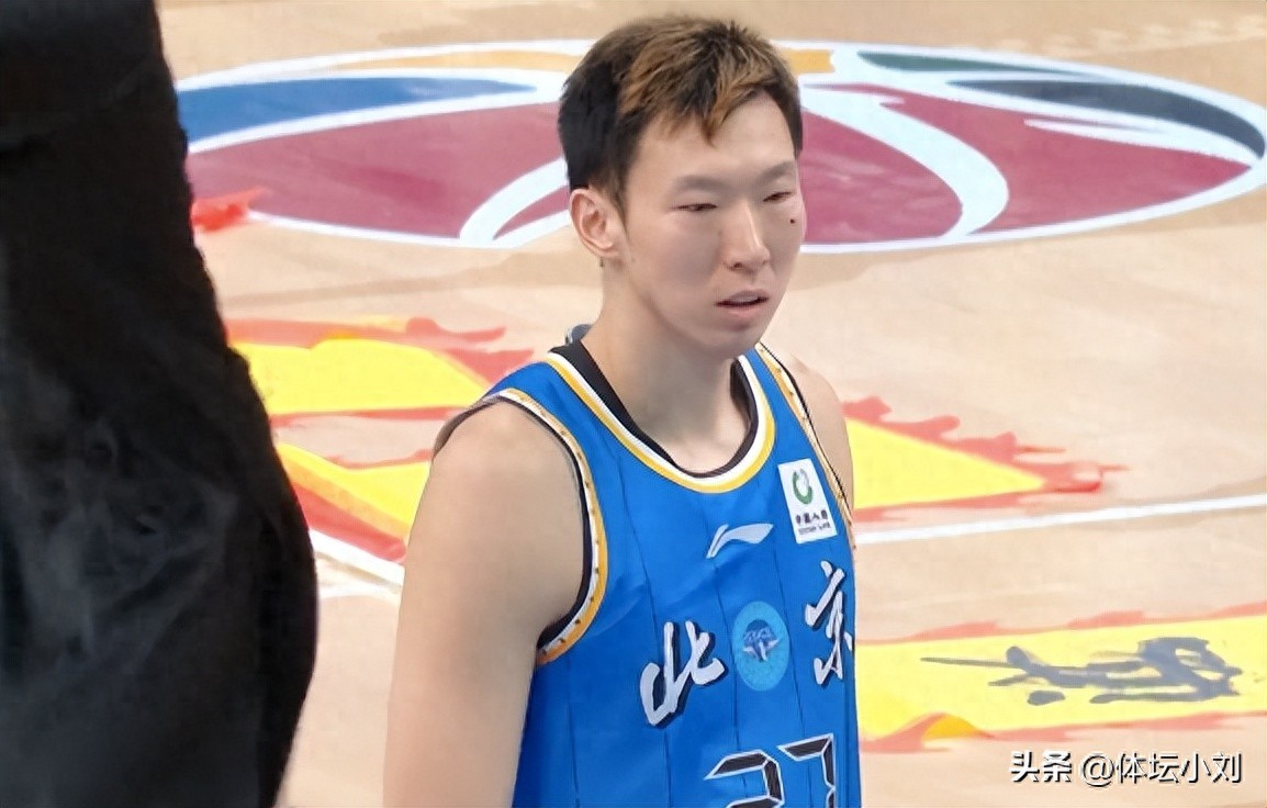 27分大胜！北京强势2连胜：陈盈骏火力全开，周琦战旧主轰15+9