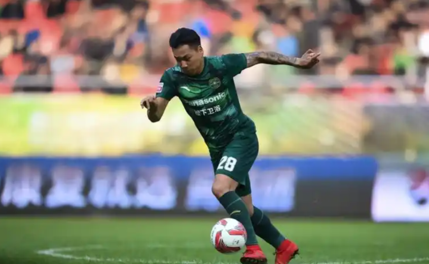 绿茵观察｜海港相中30岁左后卫，他能给莱昂纳多送助攻