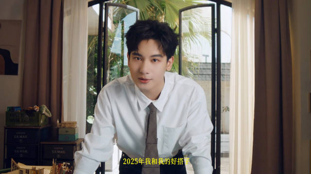 胡先煦王玉雯选智界R7，25万满配安全黑科技引关注