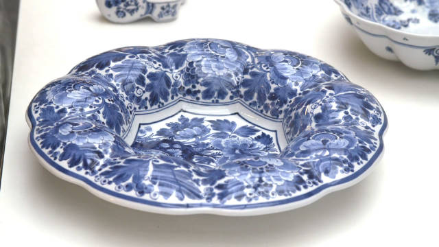 纪录片揭秘喷气背包、超级摩托与整雪车制造