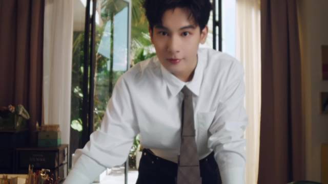 胡先煦化身智界野生销售员,亲测推荐零重力座椅