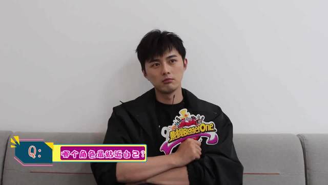 叶祖新从娃娃脸配角到轮椅权谋侯爷的蜕变