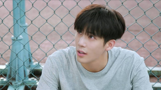 陈路周吃醋生闷气，还给徐栀带奶茶，徐栀秒心软 陷入我们的热恋 王安宇刘浩存