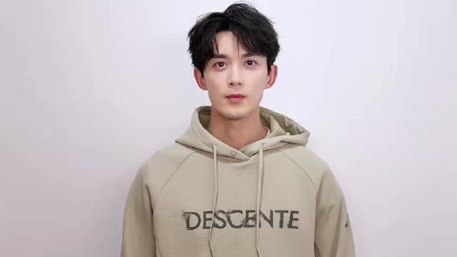 吴磊亮相海口腾讯视频星光大赏12月21日开启