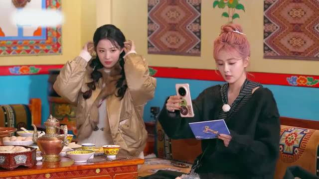 以为白鹿够漂亮，下秒看到王楚然，AI都被颜值惊艳！