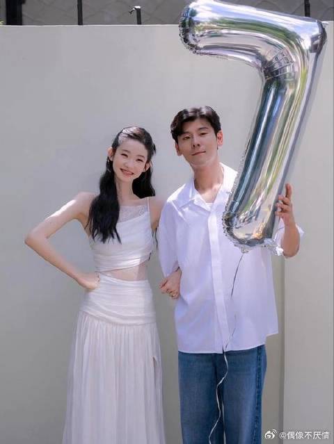 上海街拍/张艺凡和蒋奇明