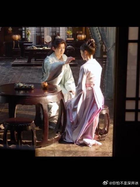 搭肩成哥们啦！顾九思你别太直男！