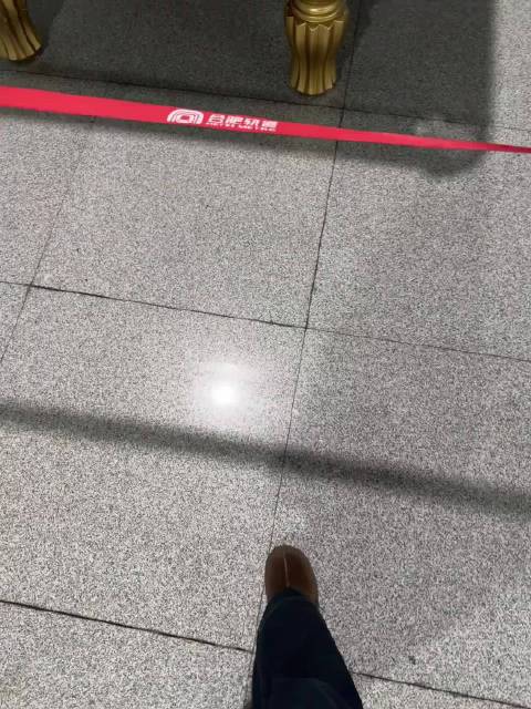 合肥地铁的服务一直是比较领先的，不光可以理发、健身，现在连台球都整上了