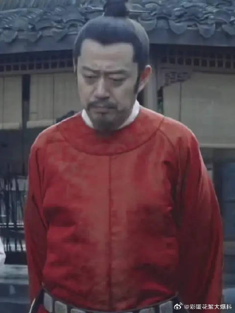 这怎么突然变成爽剧了？这场面不要太爽了