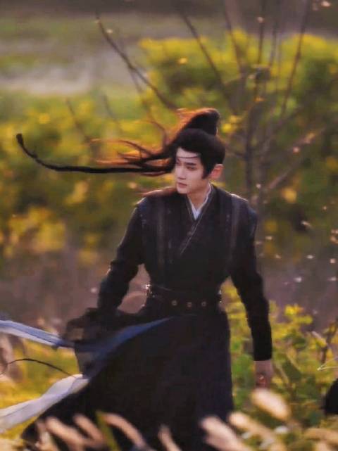 期待本月底汪铎新剧《逍遥》，秉烛黑衣高马尾超级有少年感