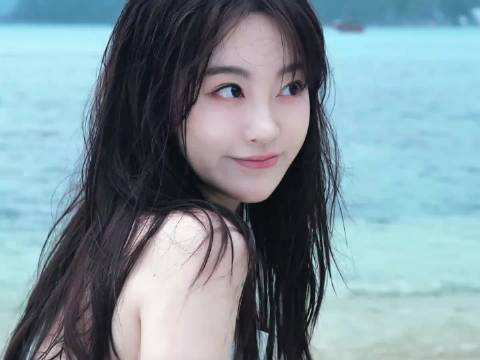 祝绪丹的这个笑容也太甜了吧，真的很喜欢她