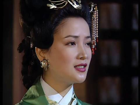 “遥想公瑾当年，小乔初嫁了……”何晴版小乔有多美，来看看这段经典视频！