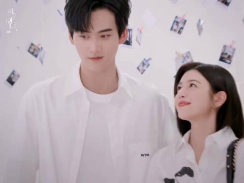 岑矜和李雾要一直幸福下去，就像照片中定格的那瞬间一样开心