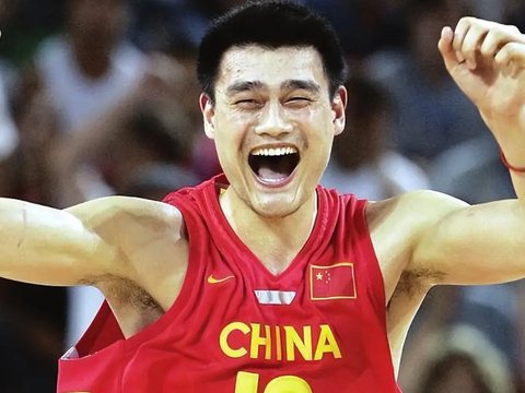 看到文班亚马如今的表现就想起姚明，若是姚明在这个时代会更强