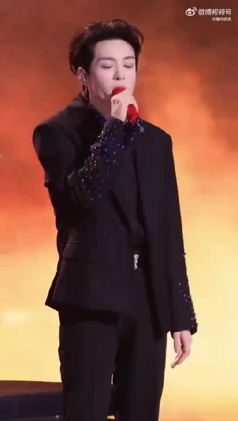 曾舜晞中法双语单曲登榜，演员跨界音乐获认可