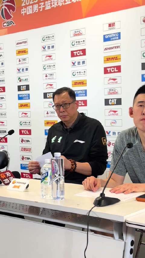 吴乃群回应连续吃T称一头雾水，直言罚篮影响大