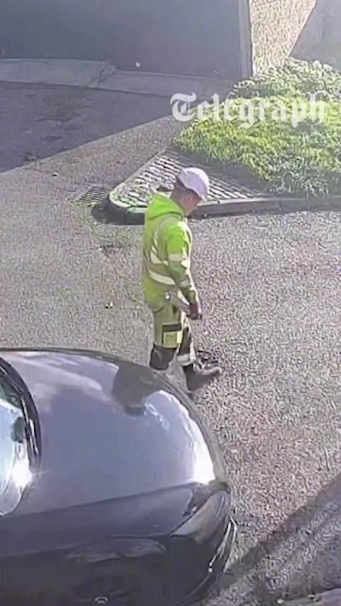 伦敦政府人员伪造残疾人车位连开四张罚单，监控曝光后政府赔偿