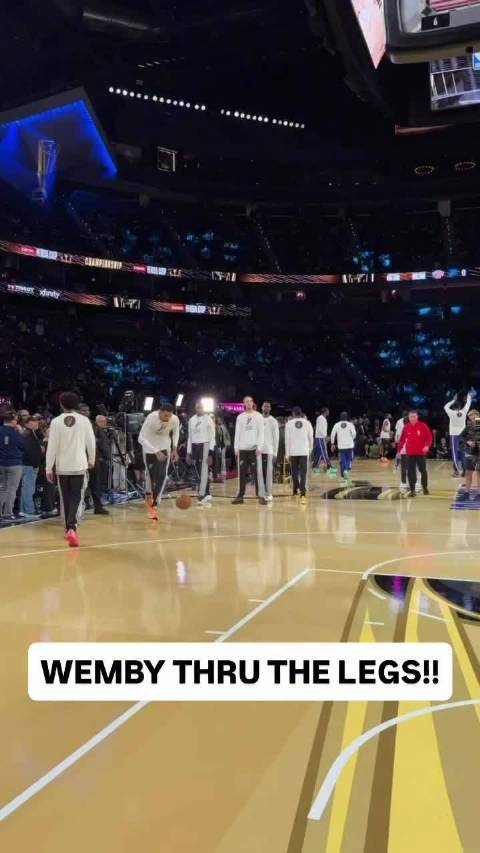 文班亚马赛前秀扣篮