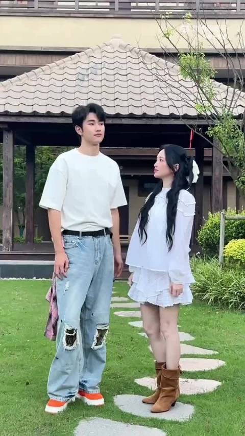 孙丞潇金莎被赞现实版狙击蝴蝶姐弟恋引热议