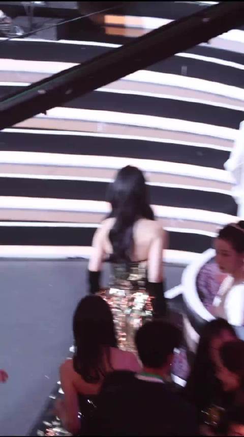 微博之夜，李沁美的发光