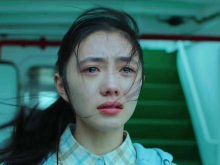 哭的时候，大脑会分泌内啡肽以减少你的痛苦