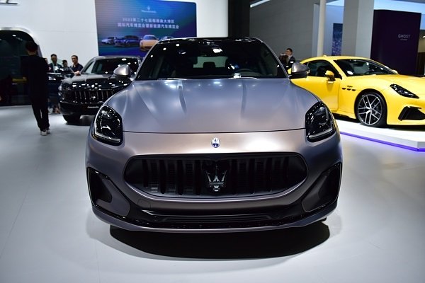 30万级的玛莎拉蒂被一抢而空，90万的车大降54万，为何降这么狠？