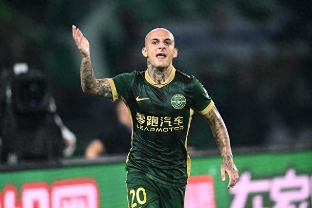 中超球员身价排行榜更新：米特里策400万欧元领跑，王钰栋成本土最高