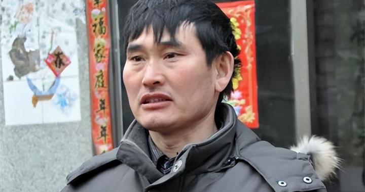 大衣哥跳楼身亡、赵本山灵堂、宋佳知三当三，造谣的越来越离谱了