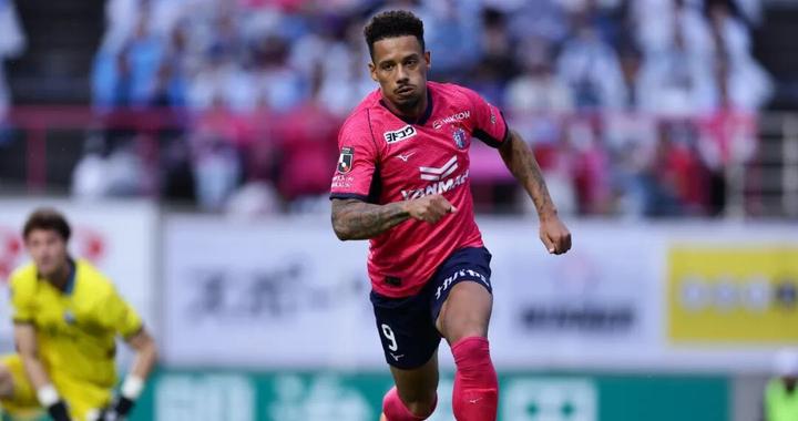 冬窗第一签？巴媒称30岁J联赛银靴将加盟申花