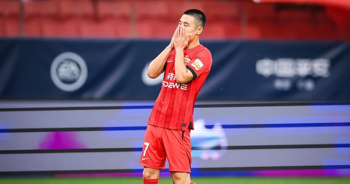 武磊身价仅50万！13年新低，巅峰1000万，已伤缺214天