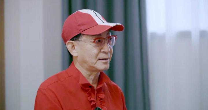 专访｜六小龄童回应“灵堂卖片”、被指“戏霸”等争议