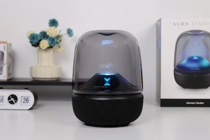 哈曼卡顿音乐琉璃五代体验评测：当声学美学邂逅光影艺术，这样的声场太上头！