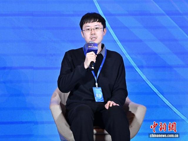 商务部研究院流通与消费研究所副研究员姜照。李太源 摄