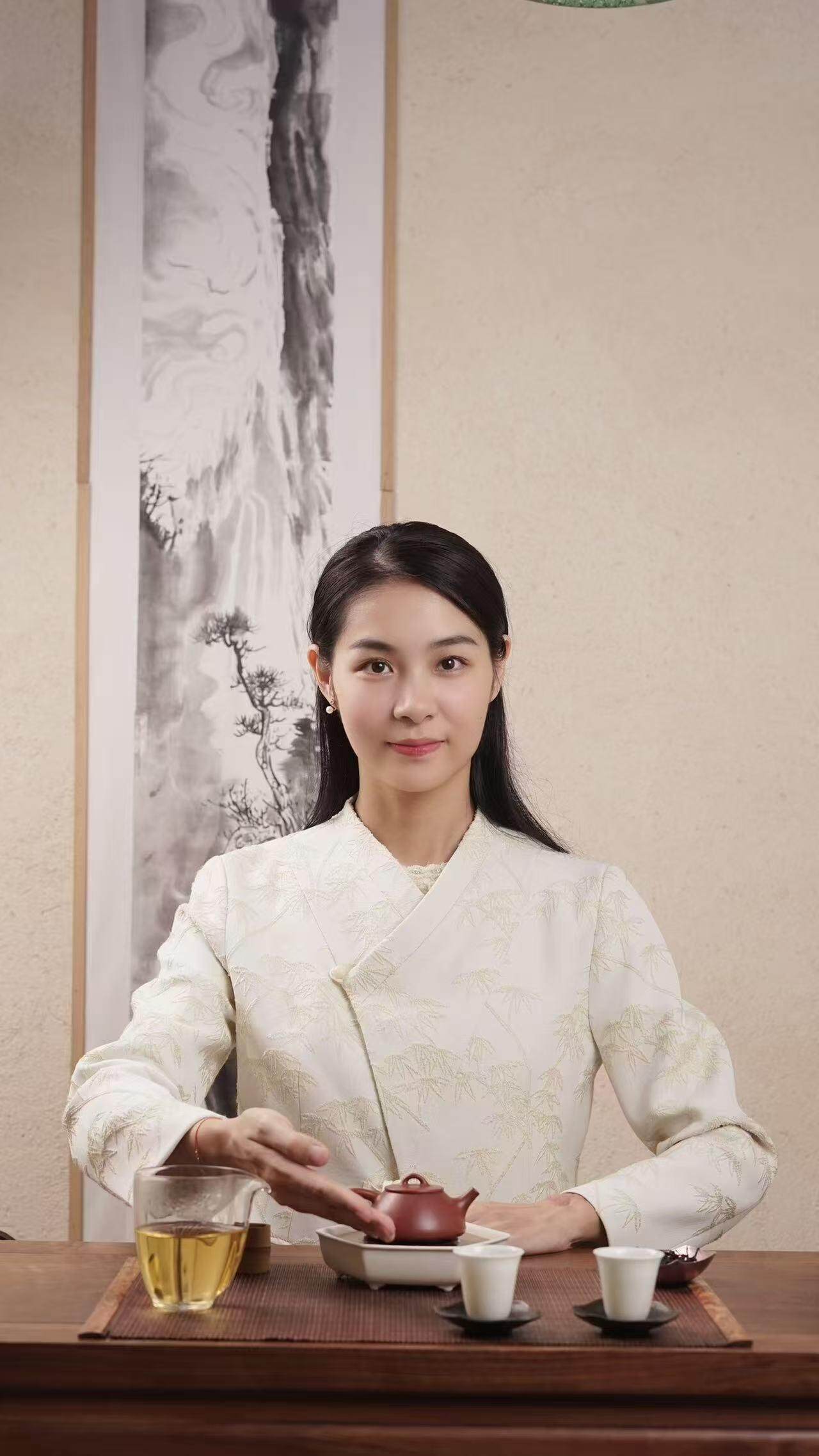 茶艺师齐丹：用茶香连接世界