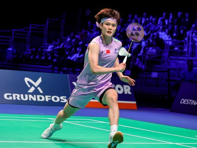 羽球世界总决赛：王祉怡2-0开门红，韩悦单局5-21惨败遭遇10连败