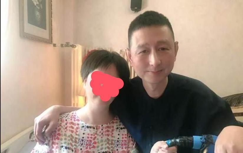 何晴好友王明强被痛批！博主怒斥他为了流量脸都不要了，言语犀利