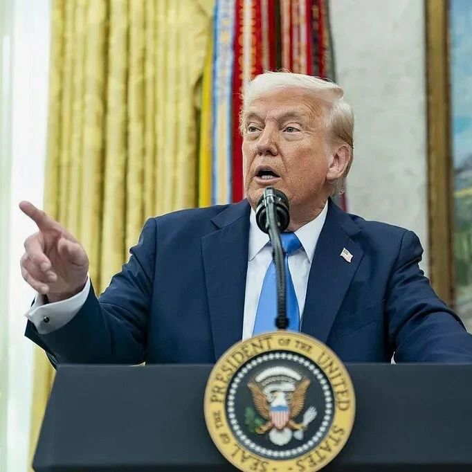 《怦然心动》导演家中遇害，特朗普：他自作自受