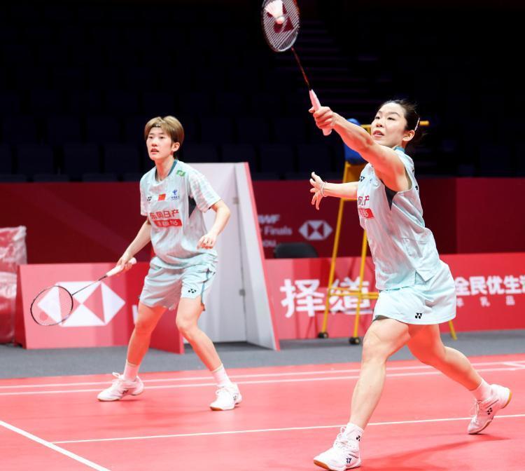 主场单局11-21完败，贾一凡/张殊贤0-2世界第二，交手5连胜终结