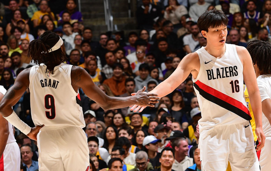 杨瀚森队友成交易目标！雄鹿有意引进格兰特：对斯马特等球员也有兴趣