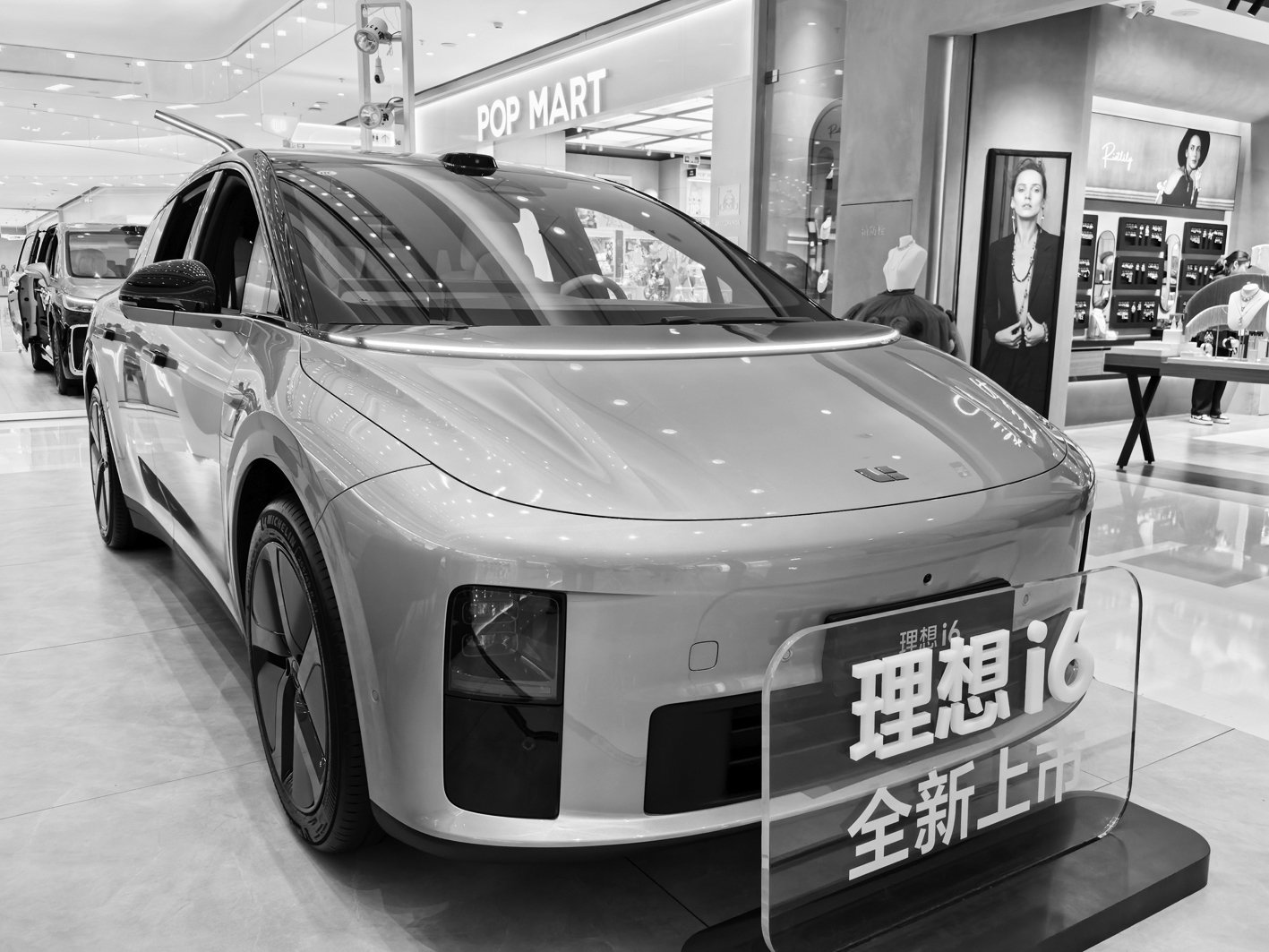 南京新能源车现“抢购潮”