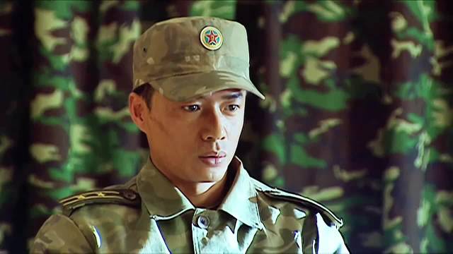 成才被踢出老A后醒悟，袁朗点醒其失去战友信任